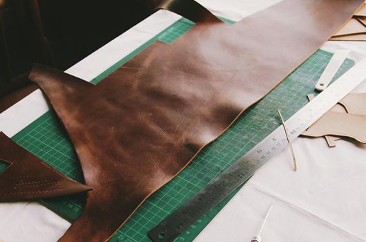 科潤加脂劑，讓皮革更豐滿柔軟